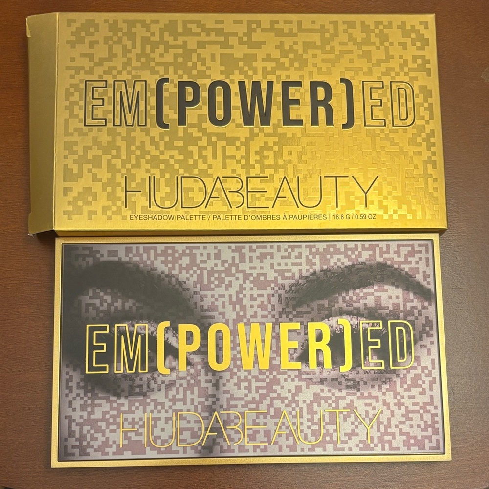 HUDA BEAUTY EM(POWER)ED Gold Eyeshadow Palette